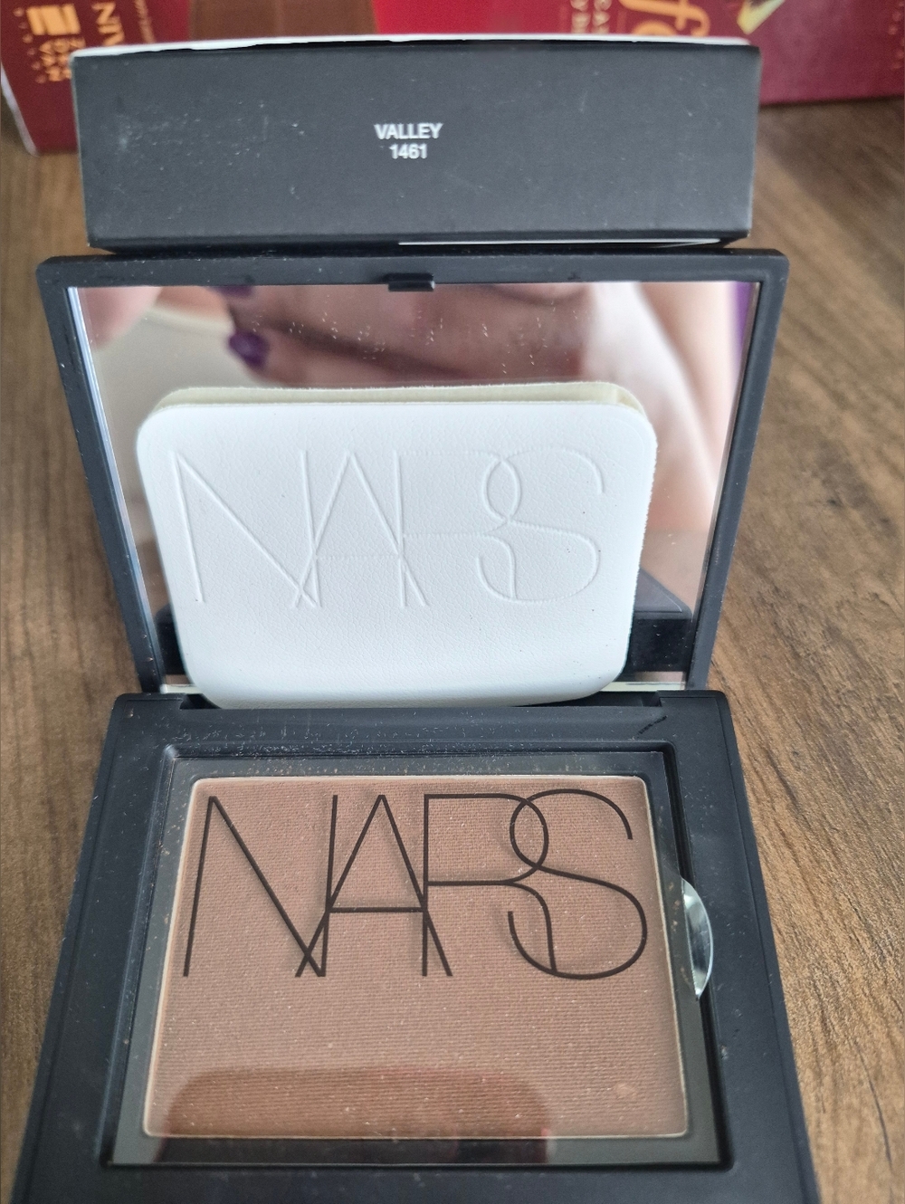 NARS Bronzing Powder Valley — Warm Brown Sun-Kissed Finish